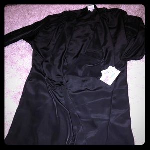 Lularoe Black Shirley 🖤